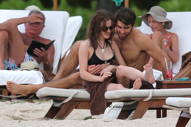 Emma Watson en viaje romántico por el Caribe con nuevo amor